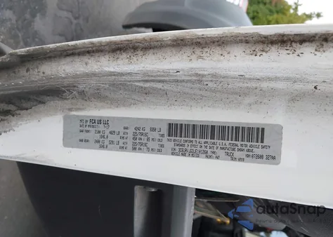 2018 Ram Promaster 3500 Cargo Van High Roof 159 Wb Ext z USA, uszkodzony, nr VIN 3C6URVJG3JE101260